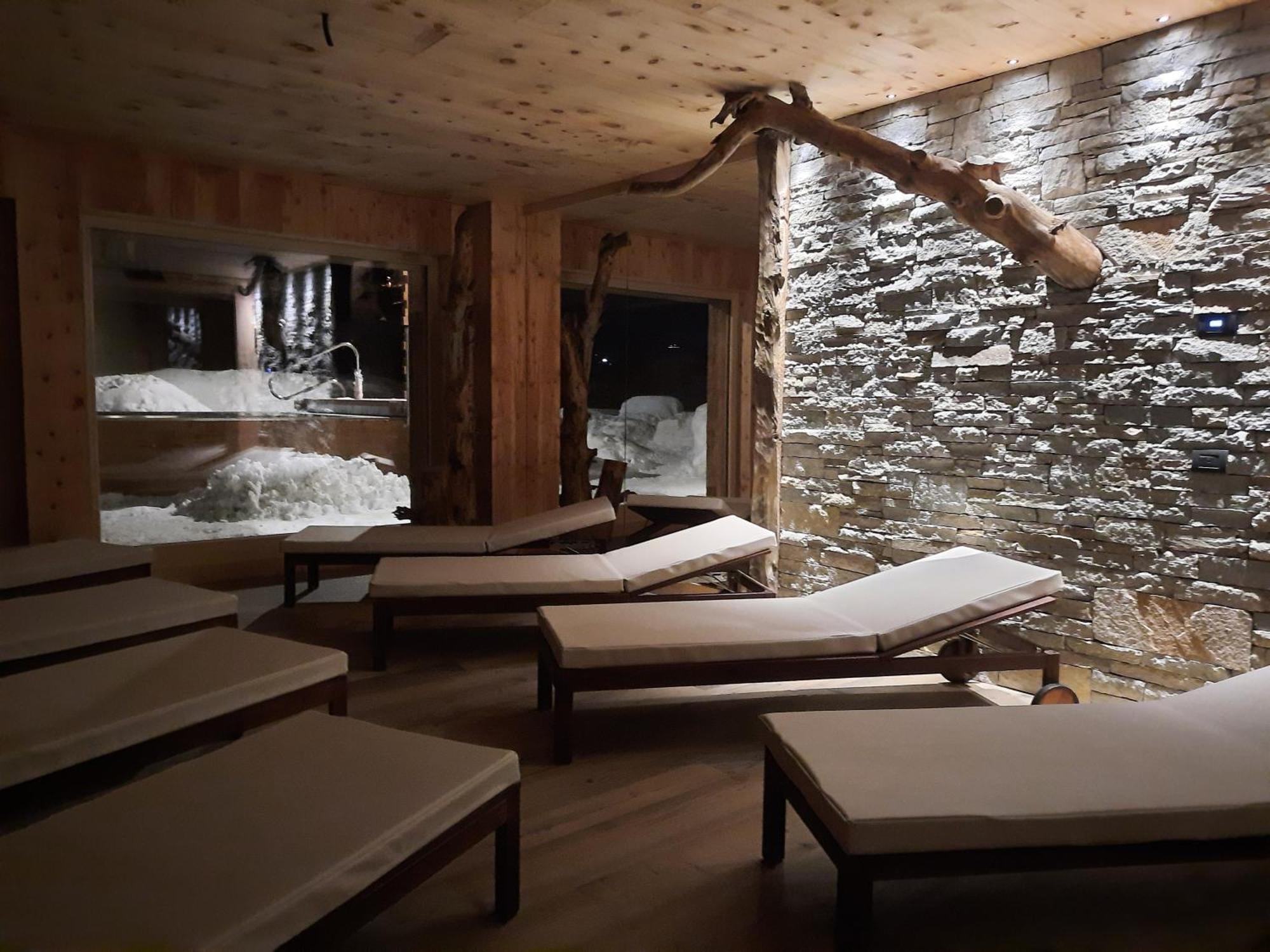 Hotel Del Bosco ลีวินโญ ภายนอก รูปภาพ
