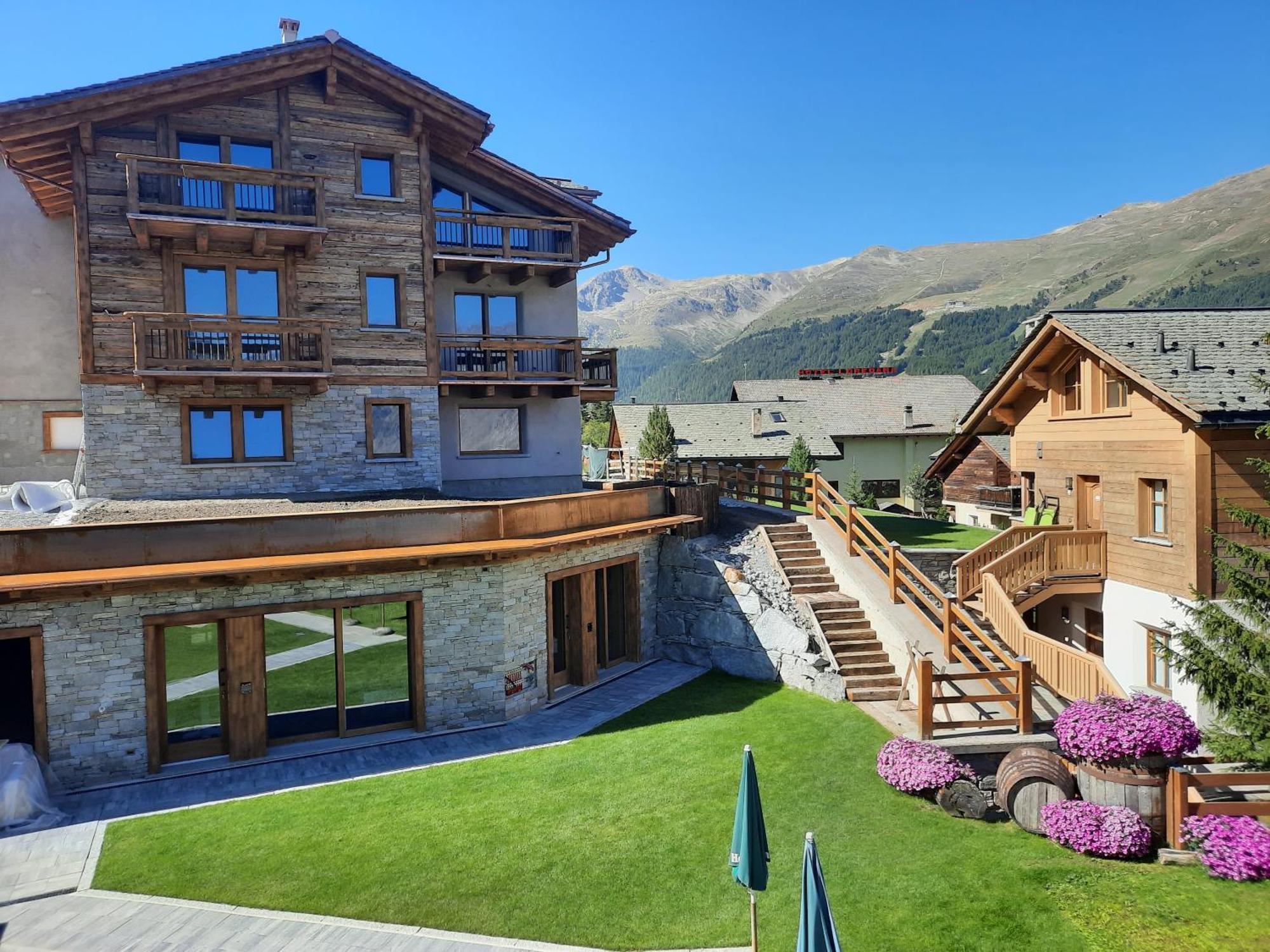 Hotel Del Bosco ลีวินโญ ภายนอก รูปภาพ