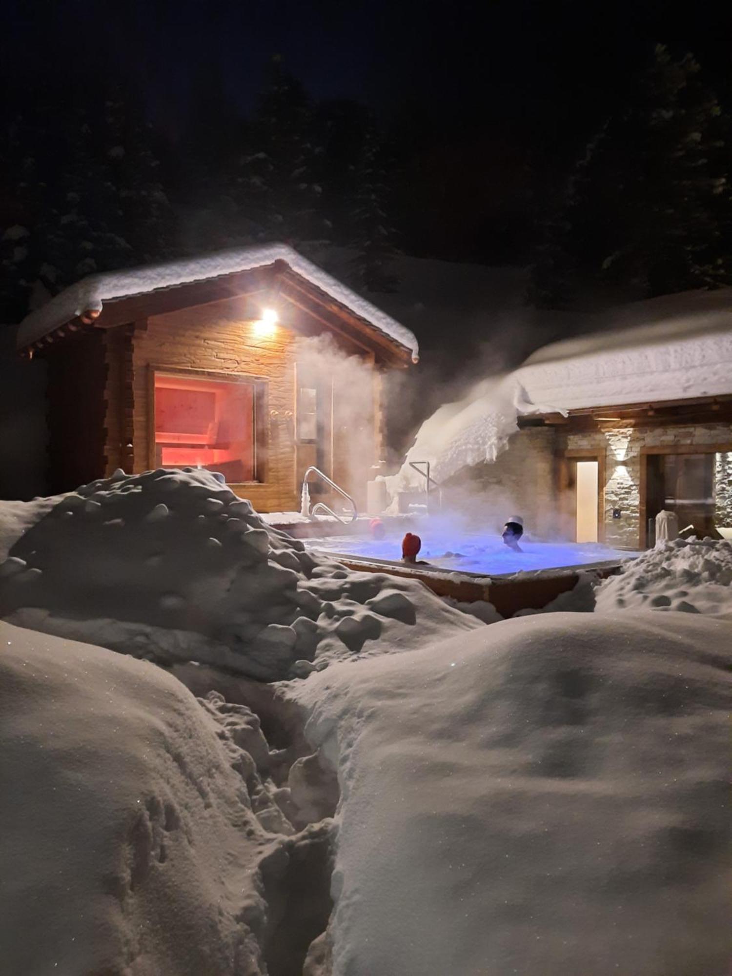 Hotel Del Bosco ลีวินโญ ภายนอก รูปภาพ