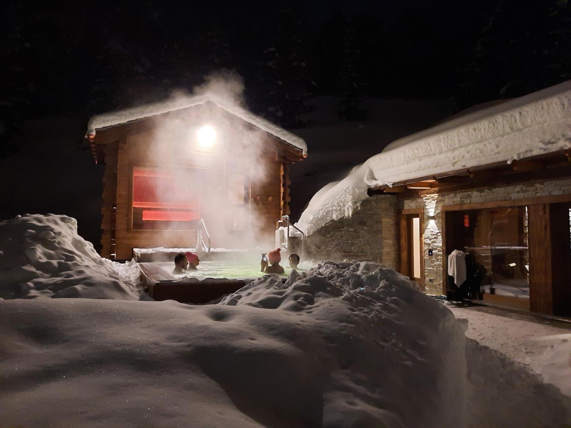 Hotel Del Bosco ลีวินโญ ภายนอก รูปภาพ
